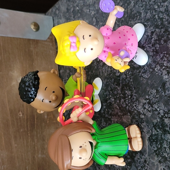 PEANUTS Just Play - Set of 10 Peanuts Characters - Picture 9 of 10